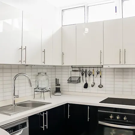 Lux 2br Pool Terrace *