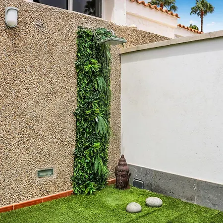 Lux 2br Pool Terrace Apartmán