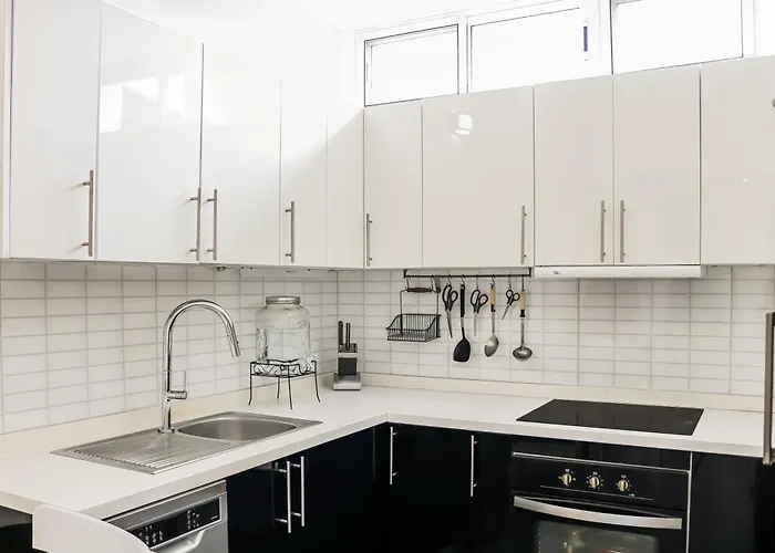 Lux 2br Pool Terrace *